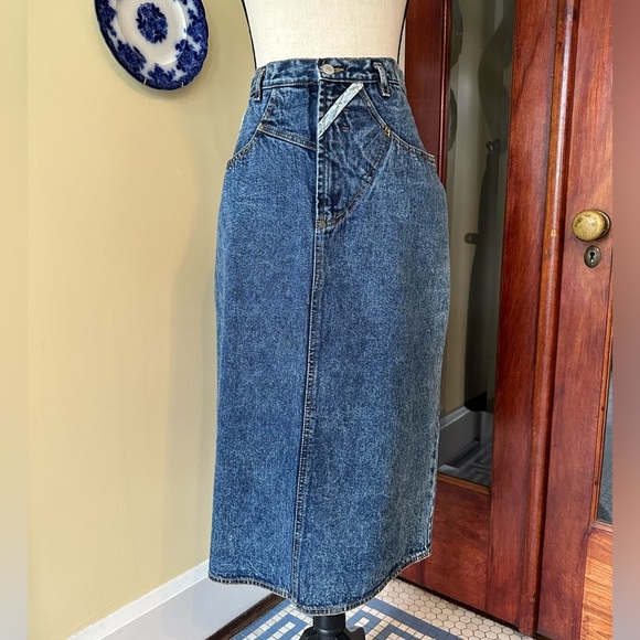 Jordache | 80s Vintage Stonewashed Midi Denim Pencil Skirt - Picture 1 of 12